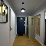 Superapart Prymasa 1000-lecia 6a, Hidden Gem - Ideal For Relaxation & Escapes