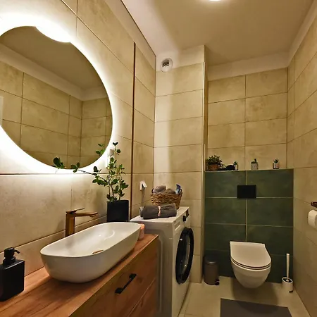 Superapart Prymasa 1000-lecia 6a, Hidden Gem - Ideal For Relaxation & Escapes *