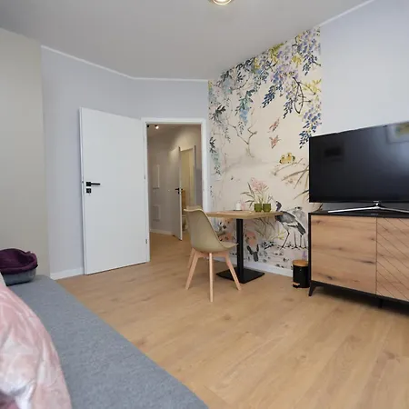 Superapart Prymasa 1000-lecia 6a, Hidden Gem - Ideal For Relaxation & Escapes *