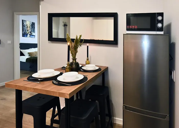 Διαμέρισμα Superapart Prymasa 1000-lecia 6a, Hidden Gem - Ideal For Relaxation & Escapes *