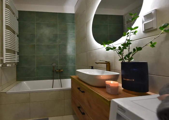 Superapart Prymasa 1000-lecia 6a, Hidden Gem - Ideal For Relaxation & Escapes