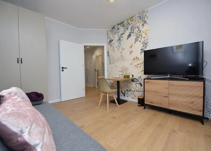 Superapart Prymasa 1000-lecia 6a, Hidden Gem - Ideal For Relaxation & Escapes *