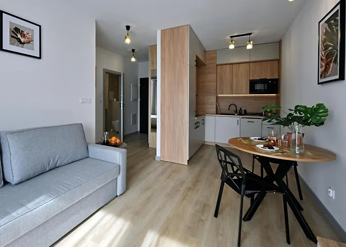 Superapart Prymasa 1000-lecia 6a, Hidden Gem - Ideal For Relaxation & Escapes *